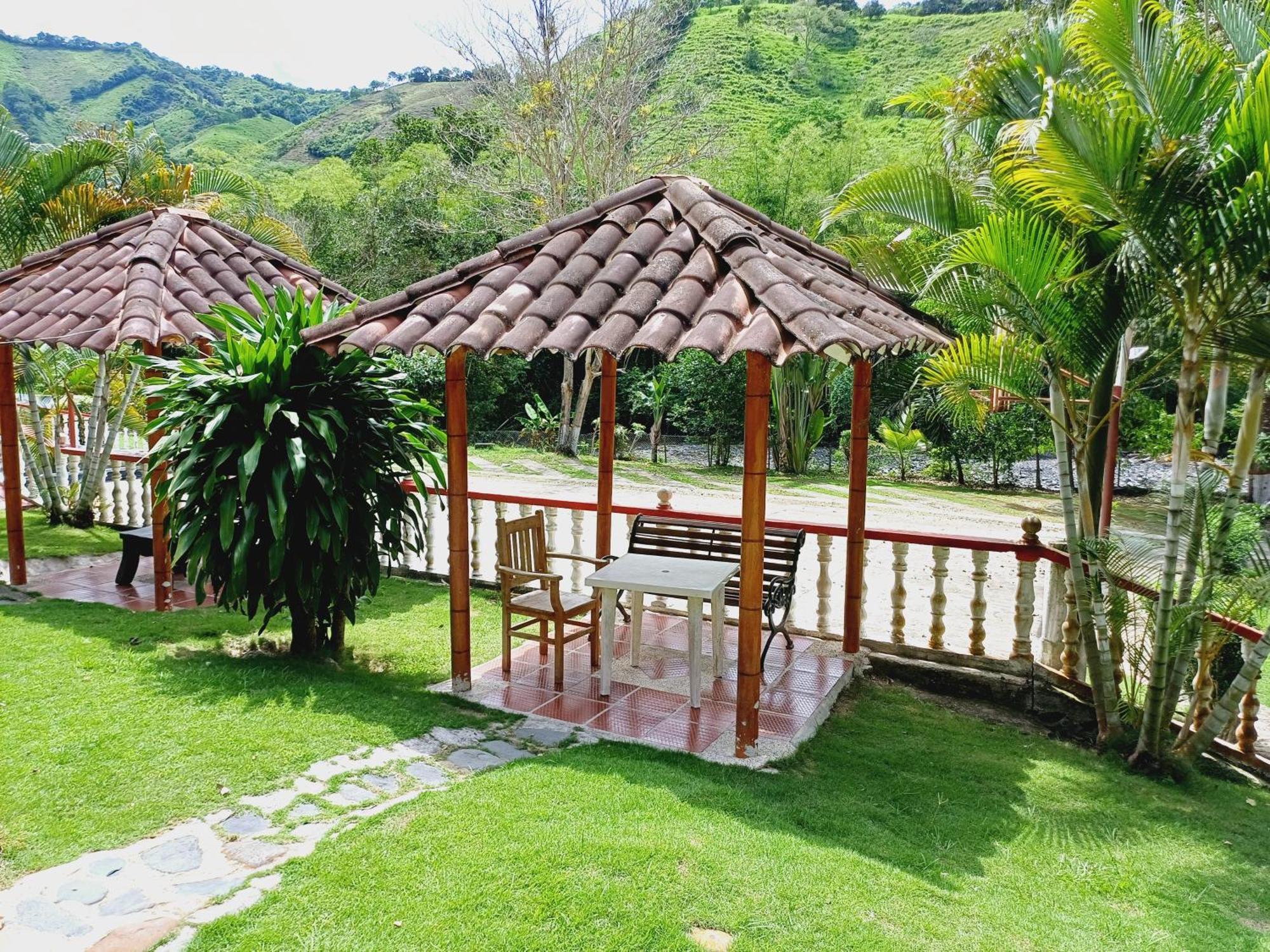 Hotel Campestre La Gaitana Тобия Экстерьер фото